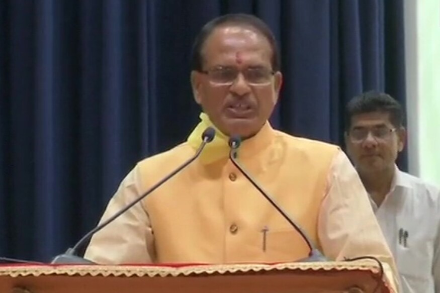 madhya pradesh,Shivraj Singh Chouhan,Shivraj Singh Chouhan takes oath as cm,telugu news,మధ్యప్రదేశ్ సీఎం, మధ్యప్రదేశ్ సీఎంగా శివరాజ్, శివరాజ్ సింగ్ చౌహాన్,తెలుగు న్యూస్