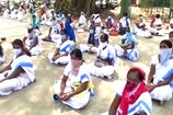 Video: ఆశ కార్యకర్తలపై దాడిచేసిన... కౌన్సిలర్