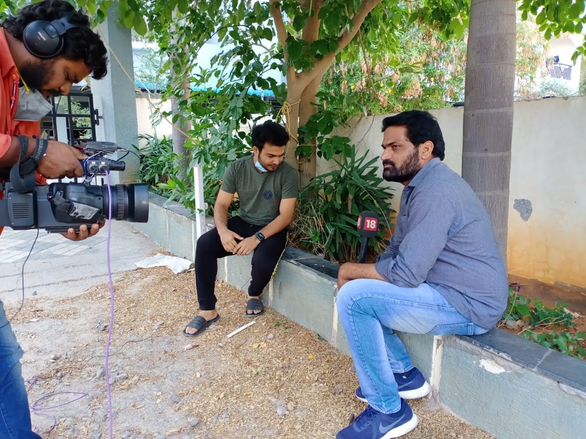 న్యూస్ 18తో ప్రత్యేకంగా ముచ్చటించిన జబర్దస్త్ కమెడియన్ గెటప్ శ్రీను (Getup Srinu News18 Interview)