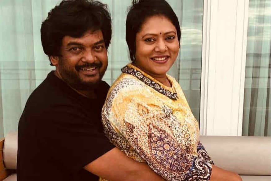 భార్య లావణ్యతో పూరీ జగన్నాథ్ (puri jagannadh lavanya)