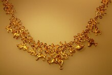 Gold Price Today: భారీగా పెరిగిన బంగారం, వెండి ధరలు... లేటెస్ట్ రేట్స్ ఇవే Gold Price Today: భారీగా పెరిగిన బంగారం, వెండి ధరలు... లేటెస్ట్ రేట్స్ ఇవే