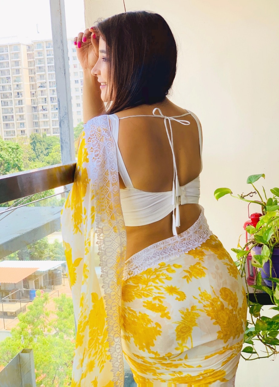  సాక్షి అగర్వాల్ Photo : Twitter