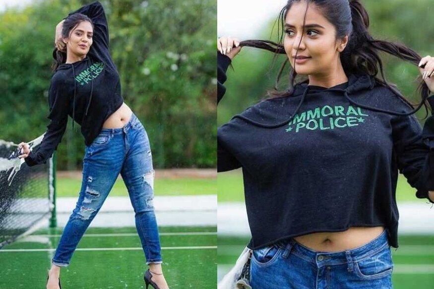 యాంకర్ శ్రీముఖి హాట్ షో (Anchor Sreemukhi/Instagram)