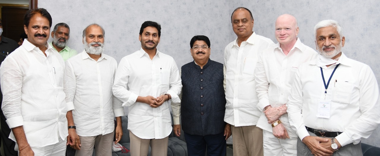 Ap cabinet expansion news, ap cabinet expansion on july 22, mopidevi venkataramana, pilli subhash chandrabose, cm ys jagan decided over ap cabinet expansion, ఏపీ మంత్రివర్గ విస్తరణ, జులై 22న ఏపీ కేబినెట్ విస్తరణ, మోపిదేవి వెంకటరమణ, పిల్లి సుభాష్ చంద్రబోస్, కేబినెట్ విస్తరణపై సీఎం జగన్ కీలక నిర్ణయం
