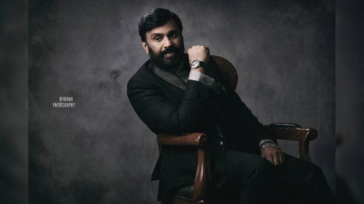 Gar Reddy కొత్త గెటప్...సూటు బూటుతో అదరగొడుతున్న గాలి జనార్ధన్ రెడ్డి | - News18 ...