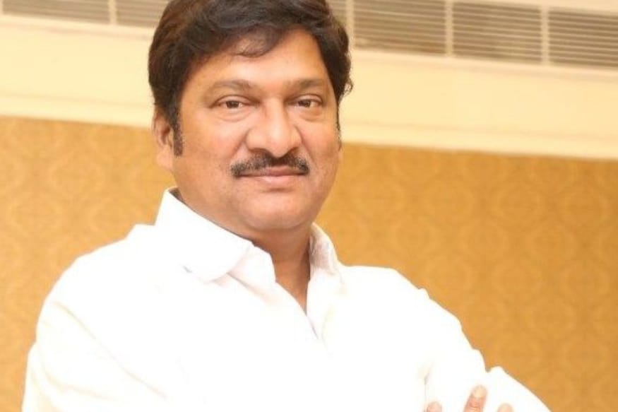 rajendra prasad son balaji prasad movies no,rajendra prasad movies,actor rajendra prasad son balaji,actor rajendra prasad son balaji photos,rajendra prasad son balaji pics,rajendra prasad family,rajendra prasad family photos,rajendra prasad comedy movies,actor rajendra prasad son balaji marriage,రాజేంద్ర ప్రసాద్ కొడుకు బాలాజీ ప్రసాద్,సినిమాలు చేయనని చెప్పిన రాజేంద్ర ప్రసాద్ కొడుకు బాలాజీ ప్రసాద్