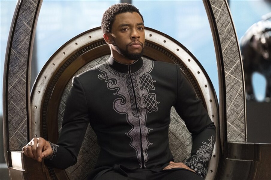  చాడ్విక్ బోస్ మన్ (Chadwick Boseman): బ్లాక్ పాంథర్ వంటి సినిమాల్లో నటించి అభిమానులను సంపాదించుకున్న చాడ్విక్ 43 ఏళ్లకే మరణించారు. ఆగష్టు 28న ఈ లోకాన్ని వీడిన చాడ్విక్ చాలాకాలం పాటు క్యాన్సర్ తో పోరాడారు.