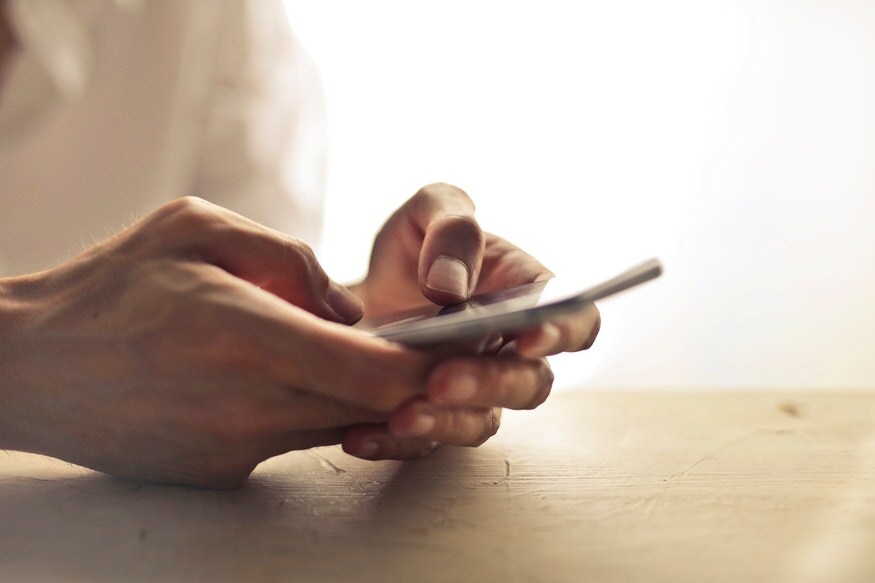 smartphone safety tips, cell phone safety tips, mobile phone safety tips, mobile device security tips, how to use mobile phone safely, types of mobile security, how to unhack your phone, how to fix a hacked android phone, what to do if your phone is hacked, స్మార్ట్ఫోన్ సేఫ్టీ టిప్స్, మొబైల్ ఫోన్ సేఫ్టీ టిప్స్, సెల్ ఫోన్ సేఫ్టీ టిప్స్