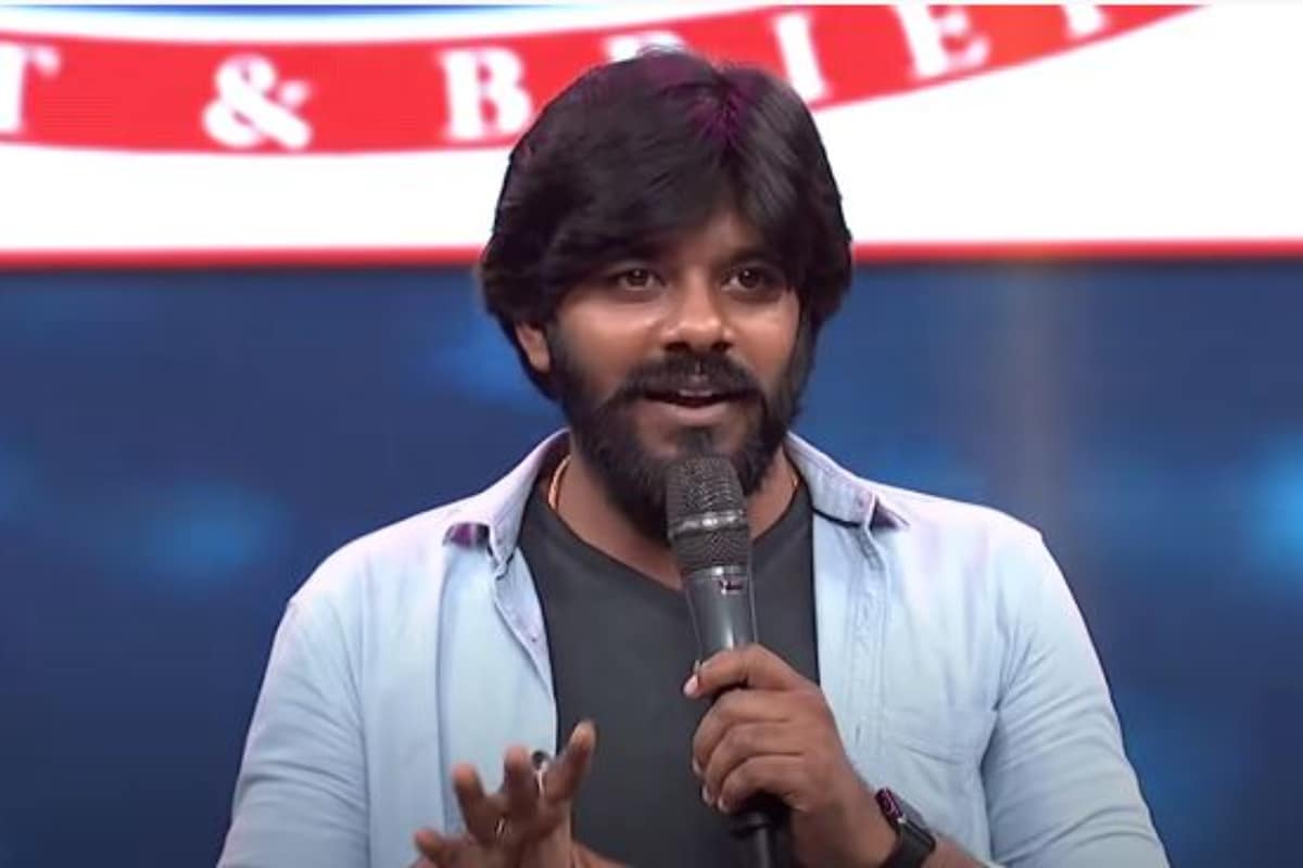 News18 Telugu - Sudigali Sudheer: ఢీ స్టేజీపై సుడిగాలి సుధీర్‌కు అరుదైన గౌరవం.. | Jabardasth Comedian Sudigali Sudheer received a surprise gift from Dhee Champions team pk- Telugu News, Today's Latest News in Telugu