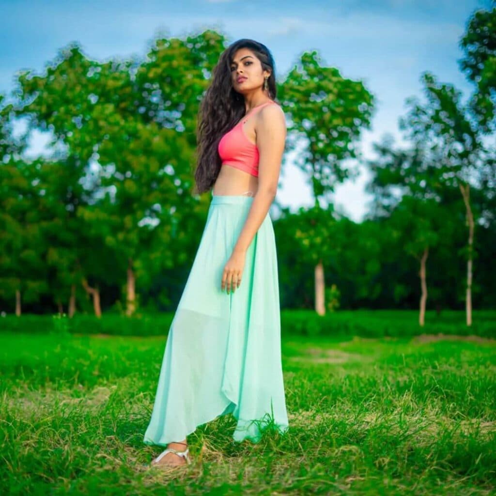 బిగ్ బాస్ 4 బ్యూటీ దివి (Divi Vadthya/Instagram)