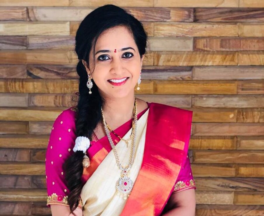  బిగ్ బాస్ 4లోకి అడుగు పెట్టిన లాస్య (anchor lasya)