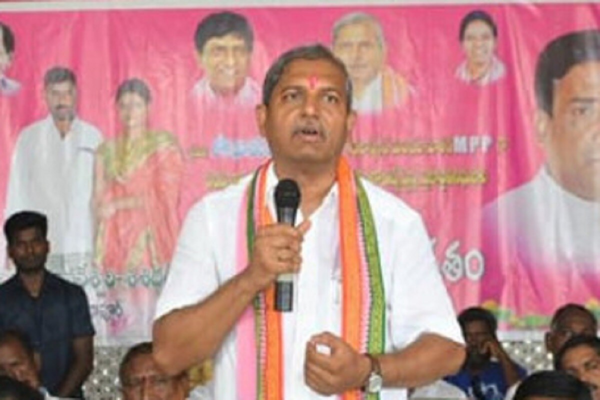 Chennamaneni Ramesh, Chennamaneni Ramesh news, Vemulawada news, trs news, trs vs congress, చెన్నమనేని రమేశ్, చెన్నమనేని రమేశ్ న్యూస్, వేములవాడ న్యూస్, టీఆర్ఎస్ న్యూస్, కాంగ్రెస్ వర్సెస్ టీఆర్ఎస్