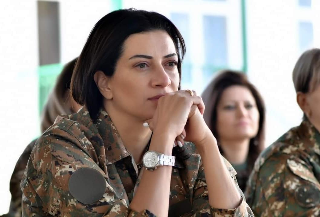 Armenia PM Nikol Pashinyan, Anna Hakobyan, Anna Hakobyan Joins military training, Armenia-Azerbaijan Conflict, Nagorno-Karabakh, ఆర్మేని ప్రధాని నికోల్ పషిన్యన్, అన్నా హకోబ్యాన్, మిలటరీ ట్రైనింగ్లో చేరిన అన్నా హకోబ్యాన్, ఆర్మేనియా-అజర్బైజాన్ పోరు, నాగోర్నో-కరాబాఖ్