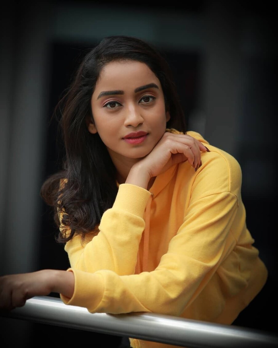  ఐపిఎల్ యాంకర్ వింద్య హాట్ ఫోటోస్ (IPL anchor Vindhya Vishaka photos/instagram)