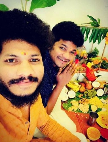 jabardasth avinash,jabardasth avinash bigg boss 4 telugu,bigg boss 4 telugu avinash borther ajay,bigg boss 4 telugu avinash jabardasth no entry,jabardasth avinash emotional game,బిగ్ బాస్ 4 తెలుగు,బిగ్ బాస్ 4 తెలుగు అవినాష్ జబర్దస్త్కు నో ఎంట్రీ,అవినాష్కు జబర్దస్త్ ఎంట్రీ ఉందంటున్న అజయ్