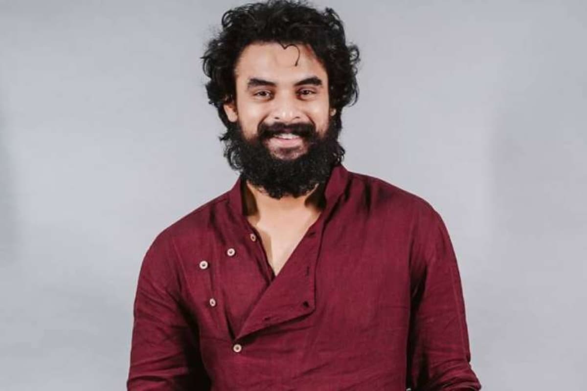 మలయాళ నటుడు టొవినో థామస్ (tovino thomas)