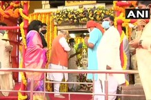 Hyderabad Elections: భాగ్యలక్ష్మీ అమ్మవారి ఆలయంలో అమిత్ షా పూజలు... తర్వాత ప్రచారం