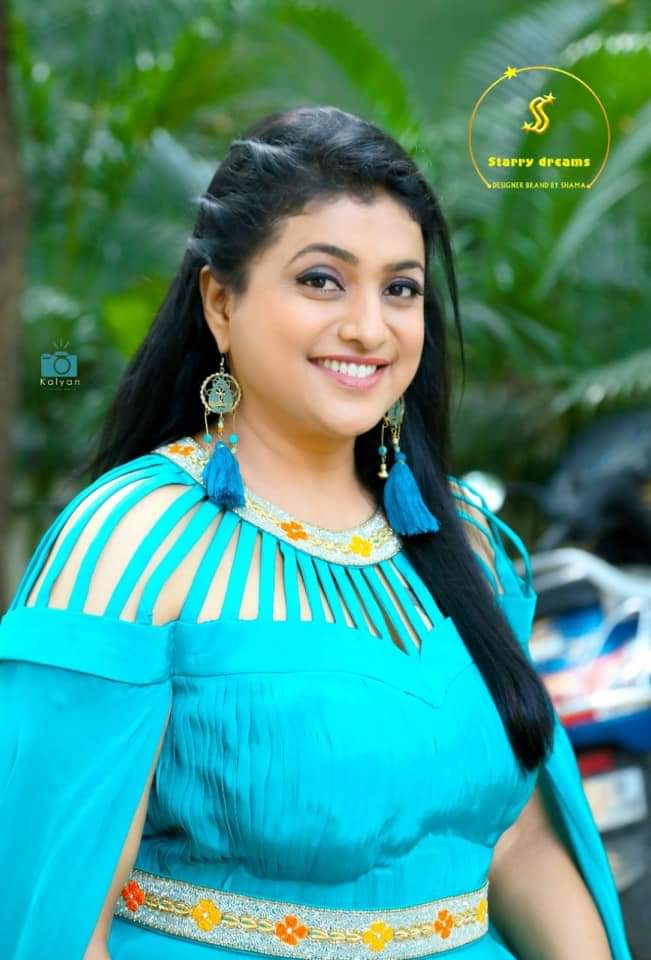 తాజాగా ఎమ్మెల్యే రోజాకు బెదిరింపులు వచ్చాయి. ఇంతకీ ఏం జరిగిందంటే.. రోజా జబర్ధస్త్ షో జడ్జ్గా వ్యవహరిస్తోన్న సంగతి తెలిసిందే కదా.