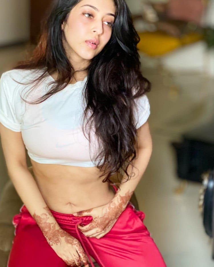  సోనారికా భడోరియా హాట్ ఫోటోషూట్ (sonarika bhadoria/Instagram)