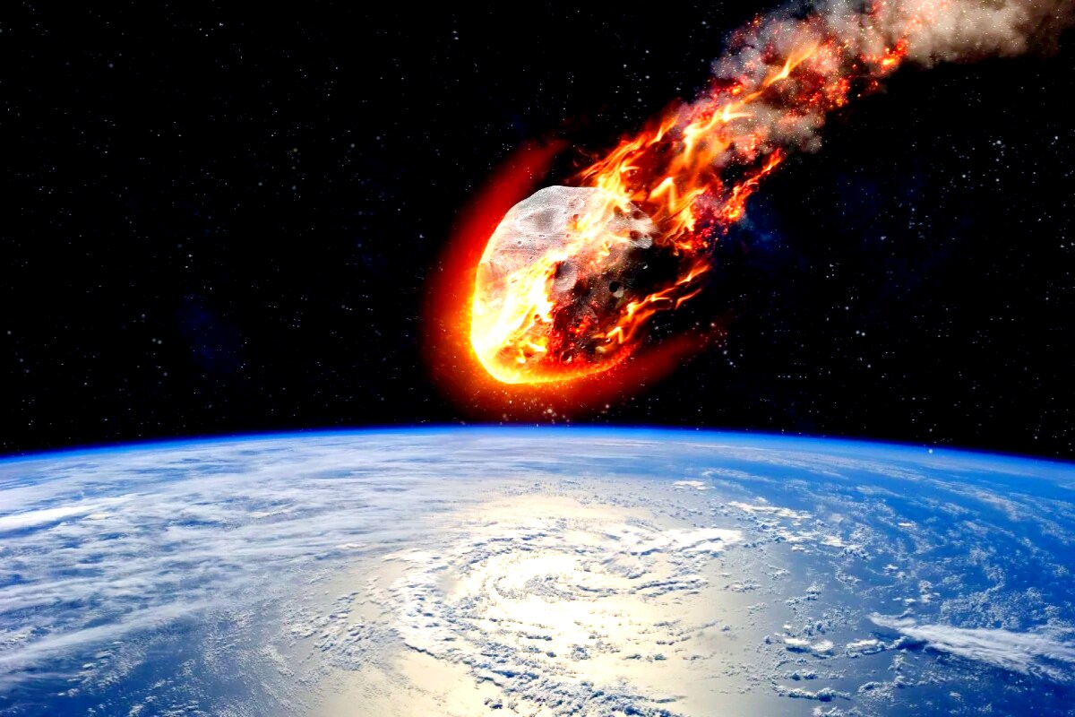  Asteroid: విశ్వంలో గ్రహశకలాలు చాలా ఆసక్తికరంగా ఉంటాయి. ఎక్కడి నుంచో భూమి వైపు, లేదంటే భూమి పక్క నుంచి దూసుకొచ్చేస్తుంటాయి. వీటి గమనాన్ని, ప్రత్యేకతలను అంతరిక్ష పరిశోధకులు ఆసక్తికరంగా విశ్లేషిస్తుంటారు. ఒకవేళ భూమిపైకి గ్రహశకలం వస్తే ఏం చేయాలి అనేది వాటి ద్వారానే పరిశీలిస్తుంటారు. (ప్రతీకాత్మక చిత్రం)