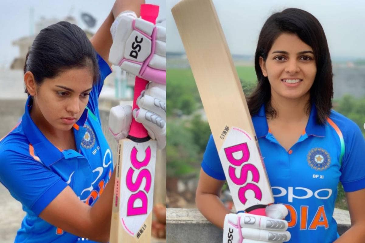  తన నవ్వుతో కుర్రకారు గుండెల్లో గుబులు రేపుతున్న ప్రియా పునియా.. (Photo Credit : Instagram)