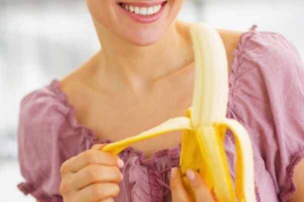 Banana peel: అరటి తొక్కలను పారేస్తున్నారా... ఇకపై వాటిని ఇలా వాడేసుకోండి