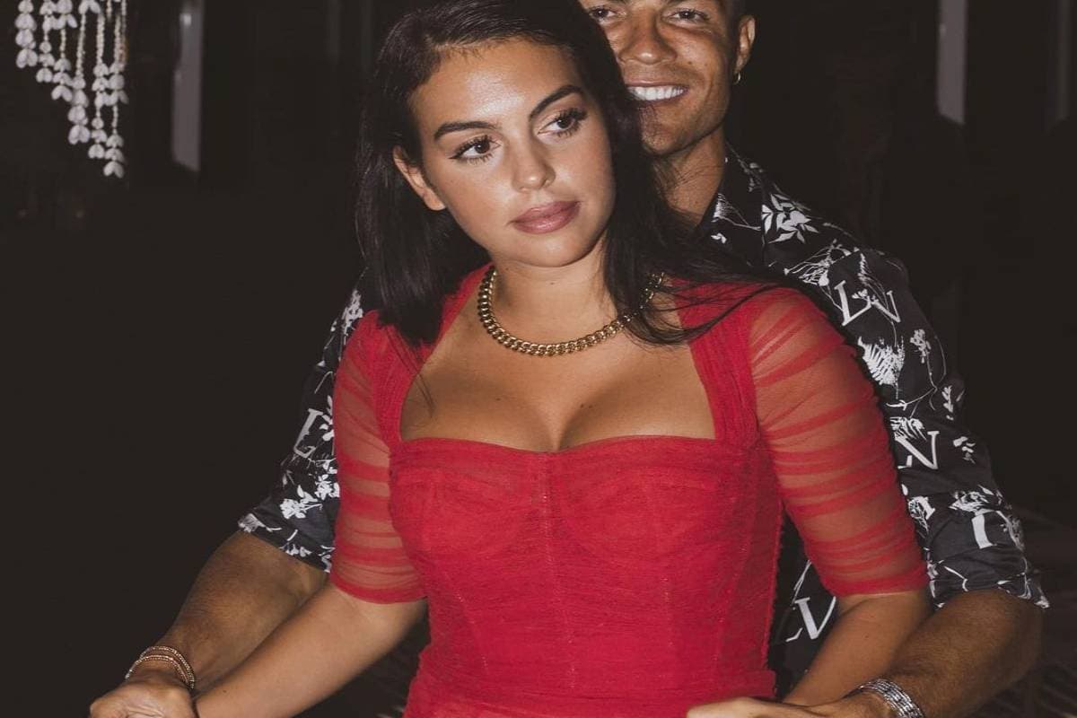  జార్జినా రోడ్రిగ్స్ హాట్ అందాలు (Georgina Rodríguez photo: Instagram)