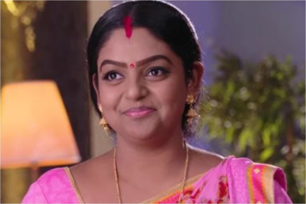 Premi Vishwanath, nirupam paritala, karthika deepam episode 897, karthika deepam telugu serial, karthika deepam serial latest update, vantalakka, mounitha, sourya, hima, ప్రేమి విశ్వనాథ్, కార్తీక దీపం సీరియల్, నిరుపమ్ పరిటాల.