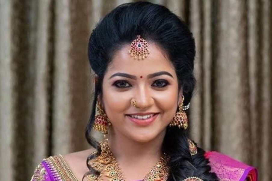  డిసెంబర్ 9వ తమిళ నటి, వీజే చిత్ర చెన్నైలోని హోటల్ గదిలో ఆత్మహత్య చేసుకుంది. దీనికి కొద్ది రోజుల క్రితమే ఆమెకు వ్యాపారవేత్త హేమంత్ తో నిశ్చితార్థం జరిగింది. Photo : Twitter