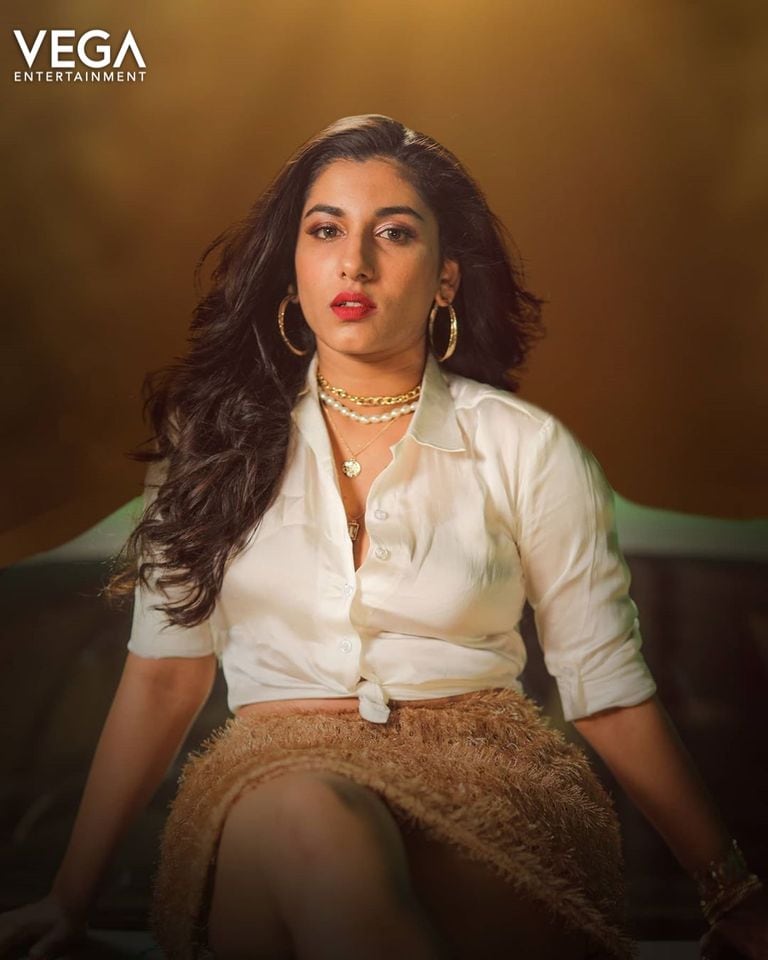  Anchor Vishnupriya : యాంకర్ విష్ణుప్రియ లేటెస్ట్ పిక్స్ Photo : Facebook