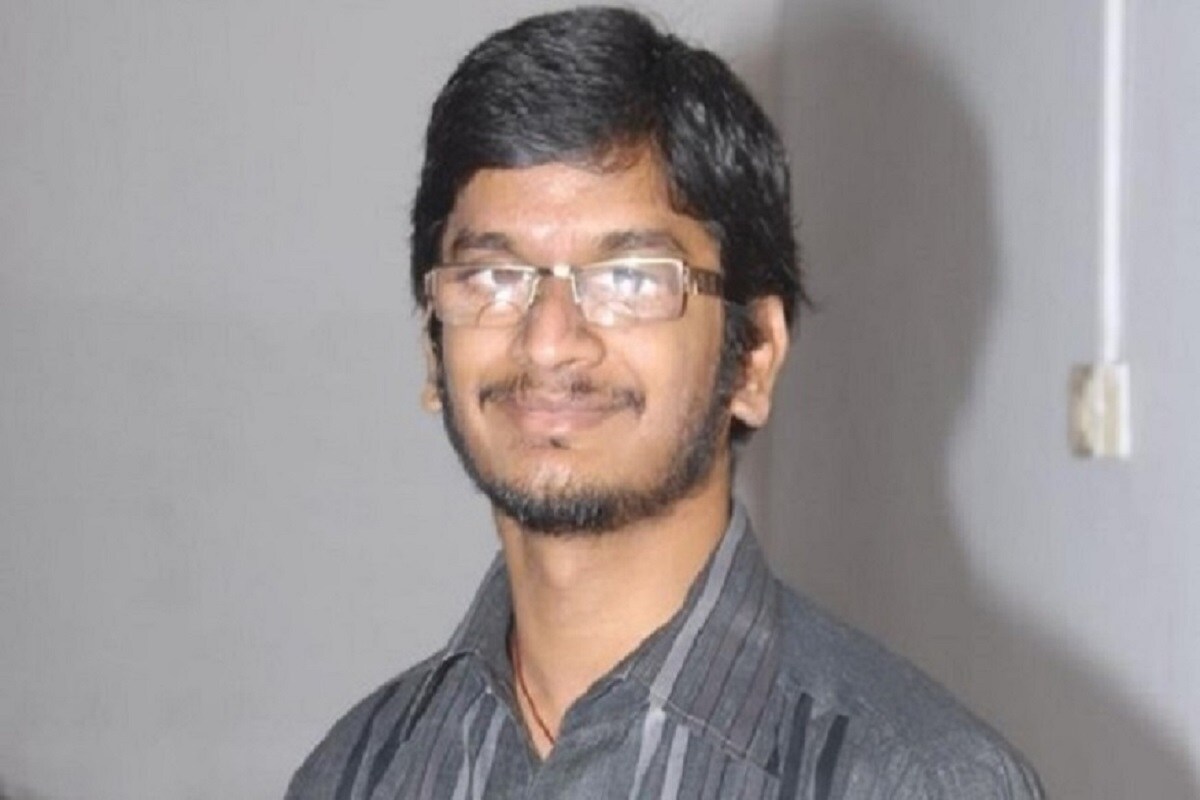 Famous Lyricist Ananta Sriram Before coming to Tollywood Film Industry His taking money and wrote love letters to others,Ananta Sriram,Ananta Sriram Lyricist,Ananta Sriram Telugu film Songs,Ananta Sriram Tollywood Film Songs,Ananta Sriram songs,Ananta Sriram Facebook,Ananta Sriram interview,Ananta Sriram Instagram,Ananta Sriram twitter,Ananta Sriram about her life,tollywood,Telugu cinema,అనంత శ్రీరామ్,అనంత శ్రీరామ్ పాటల రచయిత,ప్రముఖ గేయ రచయత అనంత శ్రీరామ్,అనంత శ్రీరామ్ ప్రేమలేఖలు,అనంత శ్రీరామ్ పాటలు,అనంత శ్రీరామ్ ఇంటర్వ్యూ