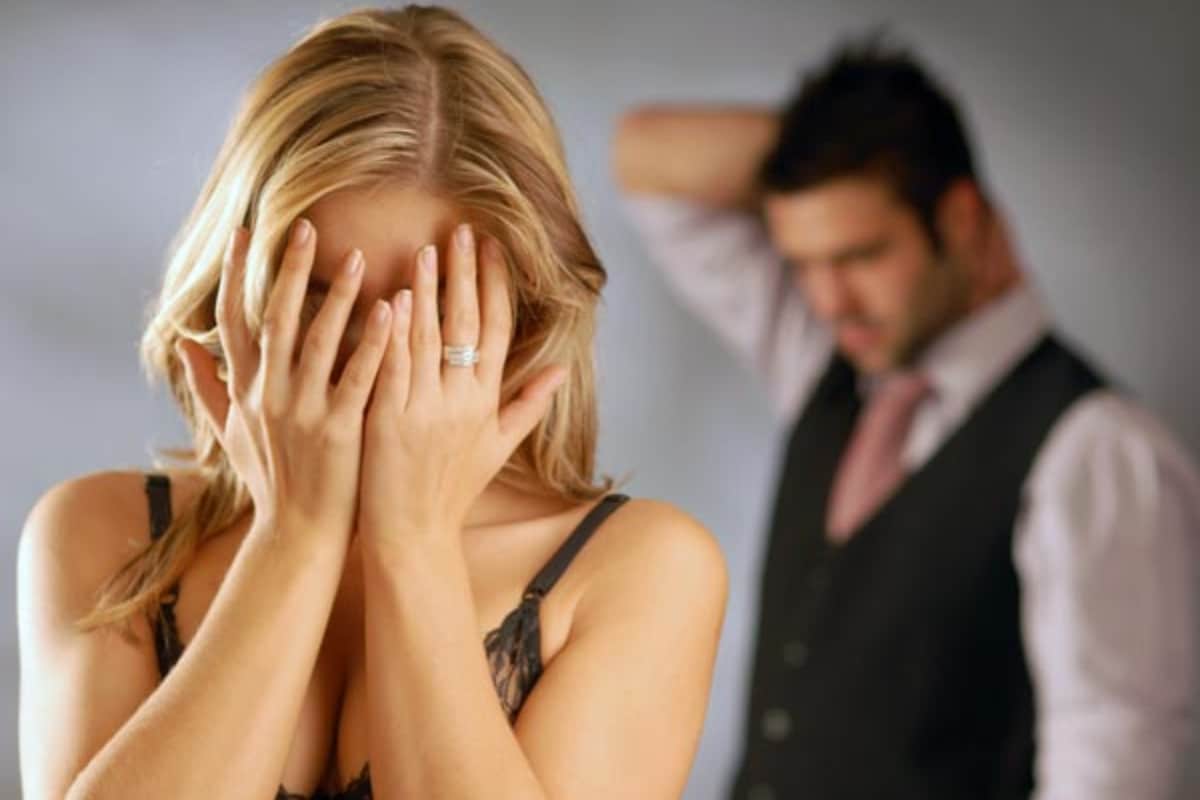  కొద్దిసేపటికి గదిలో చూడగా కుసుమ అపస్మారక స్థితిలోకి వెళ్లిపోయింది. ఆమెను ప్రభుత్వాసుపత్రికి తరలించగా మృతిచెందినట్లు వైద్యులు నిర్ధరించారు. అటు నాగూర్‌ కూడా మృతి చెందాడు. స్థానికుల ఫిర్యాదుతో ఘటనా స్థలానికి చేరుకున్న పోలీసులు అనుమానాస్పద మృతిగా కేసు నమోదు చేసి దర్యాప్తు చేపట్టారు. భయంతో వారే ఎలుకల మందు తిన్నారా.. లేదా వేరే ఏమైనా జరిగిందా అనే అనుమానాలు వ్యక్తం చేస్తున్నారు.