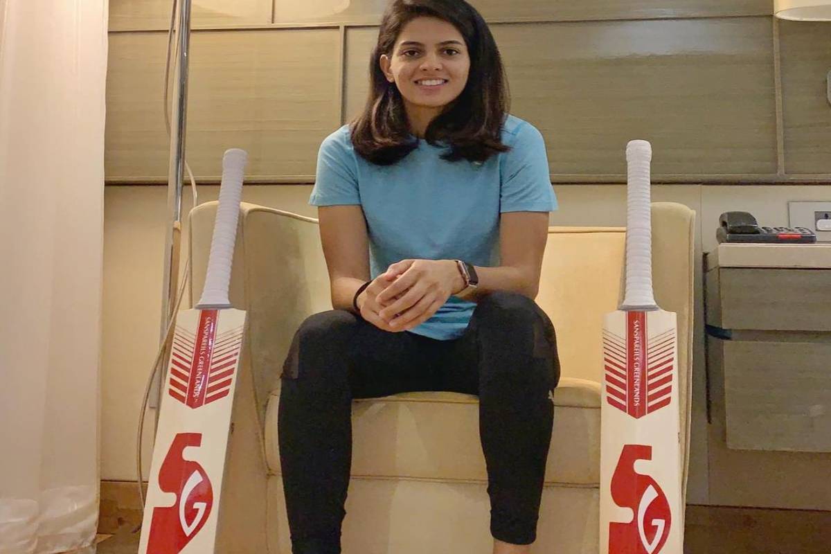  తన నవ్వుతో కుర్రకారు గుండెల్లో గుబులు రేపుతున్న ప్రియా పునియా.. (Photo Credit : Instagram)