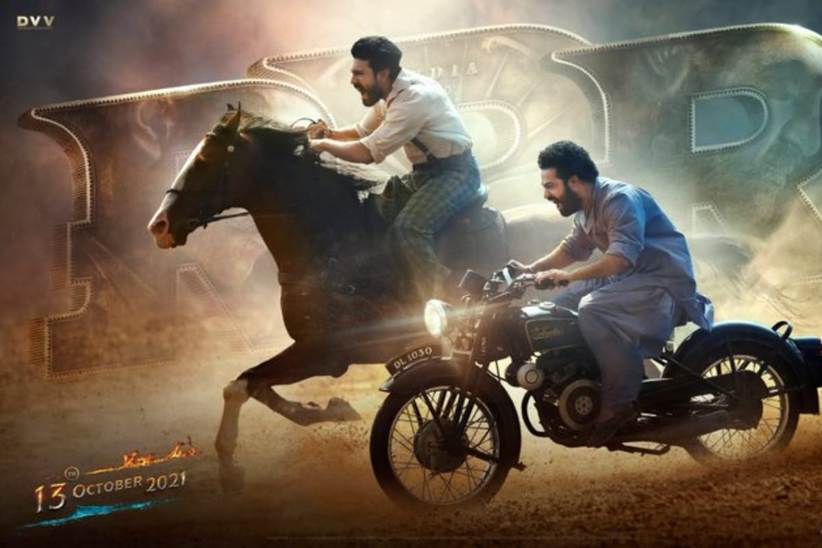 Ram Charan Two Films Acharya RRR Release on Same Calender Year 2021,Ram Charan: ఇన్నేళ్ల రామ్ చరణ్ ఫిల్మ్ కెరీర్లో ఇలా జరగడం ఇదే మొదటిసారి..,Ram Charan,Ram Charan Two Films,Ram Charan RRR,Ram Charan Roudram Ranam Rudhiram,Ram Charan Acharya,Ram Charan Acharya RRR Release On Same Calender Year,Ram Charan Twitter,Ram Charan Instagram,Tollywood,Telugu cinema,రామ్ చరణ్,రామ్ చరణ్ ఆర్ఆర్ఆర్,రామ్ చరణ్ ఆచార్య,రామ్ చరణ్ ఆచార్య ఆర్ఆర్ఆర్ ఒకే కాలండర్ ఇయర్,ఒకే యేడాదిలో రామ్ చరణ్ నటించిన రెండు సినిమాలు విడుదల