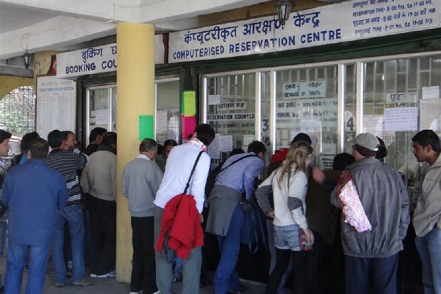  రైలు టికెట్ల ధరలను పెంచే యోచనలో కేంద్రం లేదని తెలిపింది. టికెట్ల రేట్ల పెంపు దిశగా రైల్వేశాఖ ఎలాంటి నిర్ణయం తీసుకోలేదని PIB factcheck స్పష్టం చేసింది.