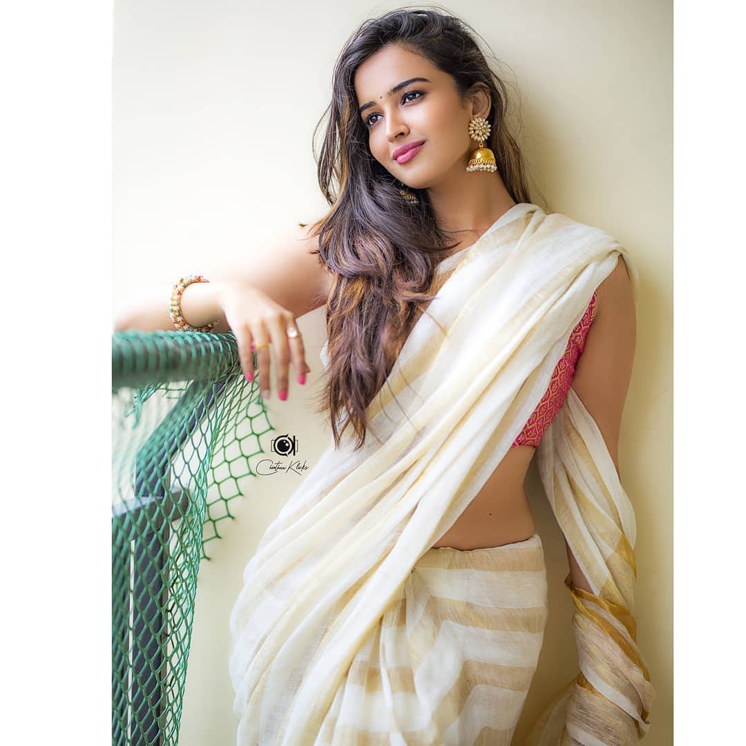  పూజిత పొన్నాడ ఫోటోస్ Photo: Instagram.com/pujita.ponnada