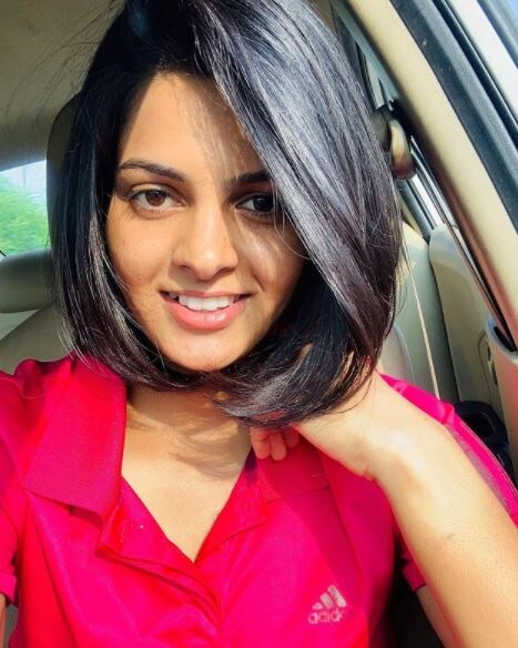  తన నవ్వుతో కుర్రకారు గుండెల్లో గుబులు రేపుతున్న ప్రియా పునియా.. (Photo Credit : Instagram)