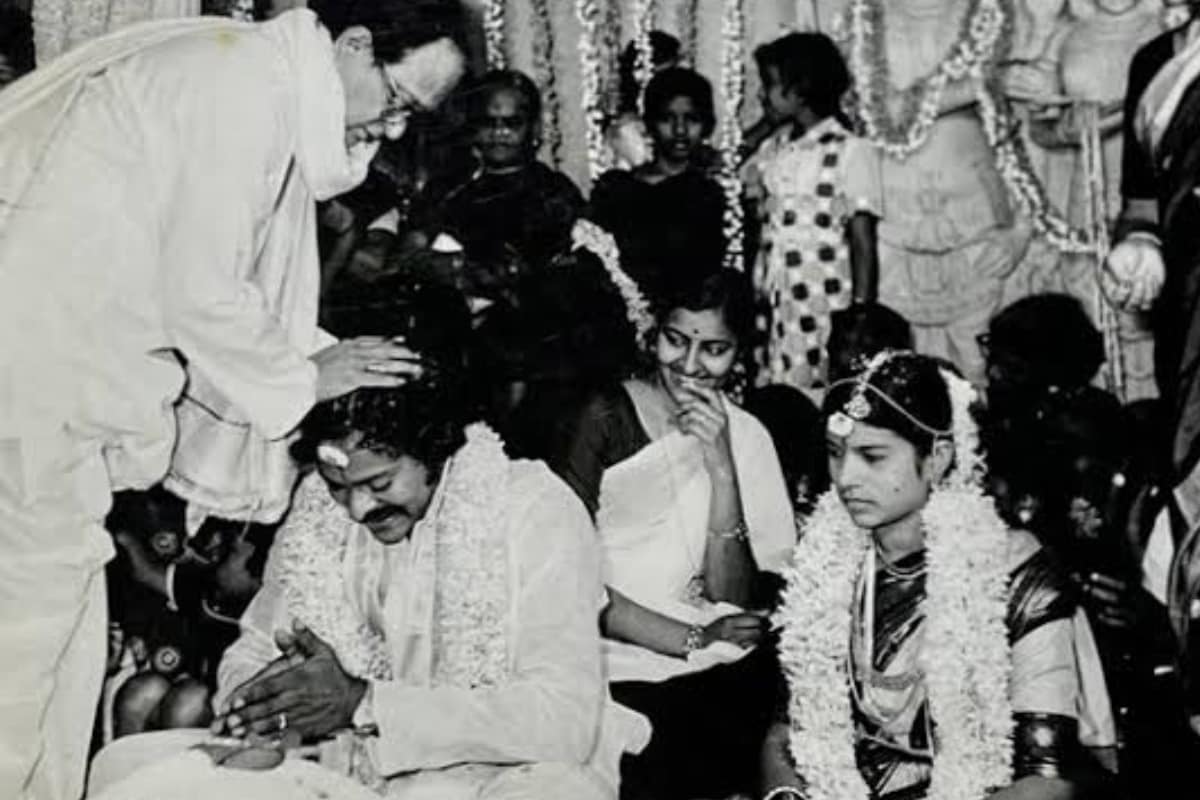 Chiranjeevi - Surekha Marriage: చిరంజీవి,సురేఖల పెళ్లి వెనక ఇంత పెద్ద తతంగం  జరిగిందా..? సాయం చేసిందెవరంటే.. ? | సినిమా - News18 తెలుగు