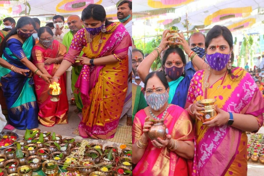  శ్రీ జోగులాంబ బాల బ్రహ్మేశ్వరస్వామి గ్రూప్ దేవస్థానంలో సీఎం కేసీఆర్ సతీమణి శ్రీమతి శోభ, ఎమ్మెల్సీ కల్వకుంట్ల కవిత, మంత్రి కేటీఆర్ సతీమణి శైలిమ మరియు కుటుంబ సభ్యులు ప్రత్యేక పూజలు నిర్వహించారు.