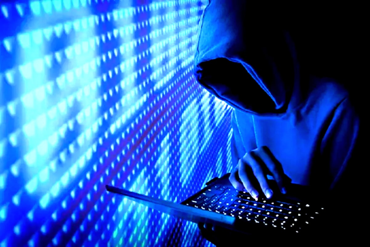 andhra pradesh, ap news, ap crime news, ap cyber crime, cyber cheater focus on jagananna welfare scheams, ఆంధ్రప్రదేశ్, ఏపీ న్యూస్, ఏపీ వార్తలు, తెలుగు వార్తలు, తాజా వార్తలు, జగనన్న సంక్షేమ పథకాలపై సైబర్ నేరగాళ్ల ఫోకస్, చేయూత లబ్ధి దారుడికి శఠగోపం