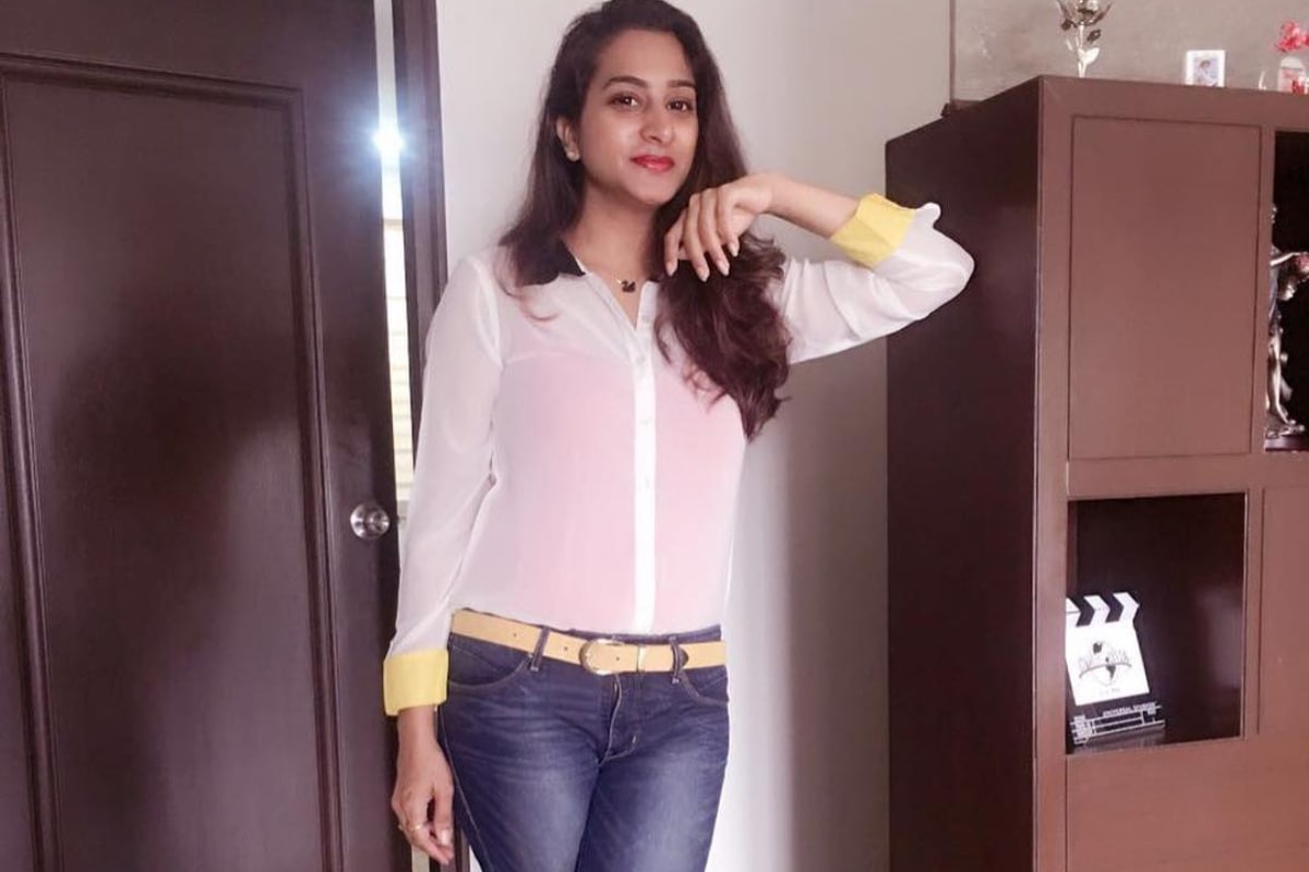 Surekha Vani: జీన్స్ ప్యాంట్ వైట్ టాప్‌లో అదరగొట్టిన సురేఖా వాణి.. వావ్ అనాల్సిందే.. surekha vaani Instagram