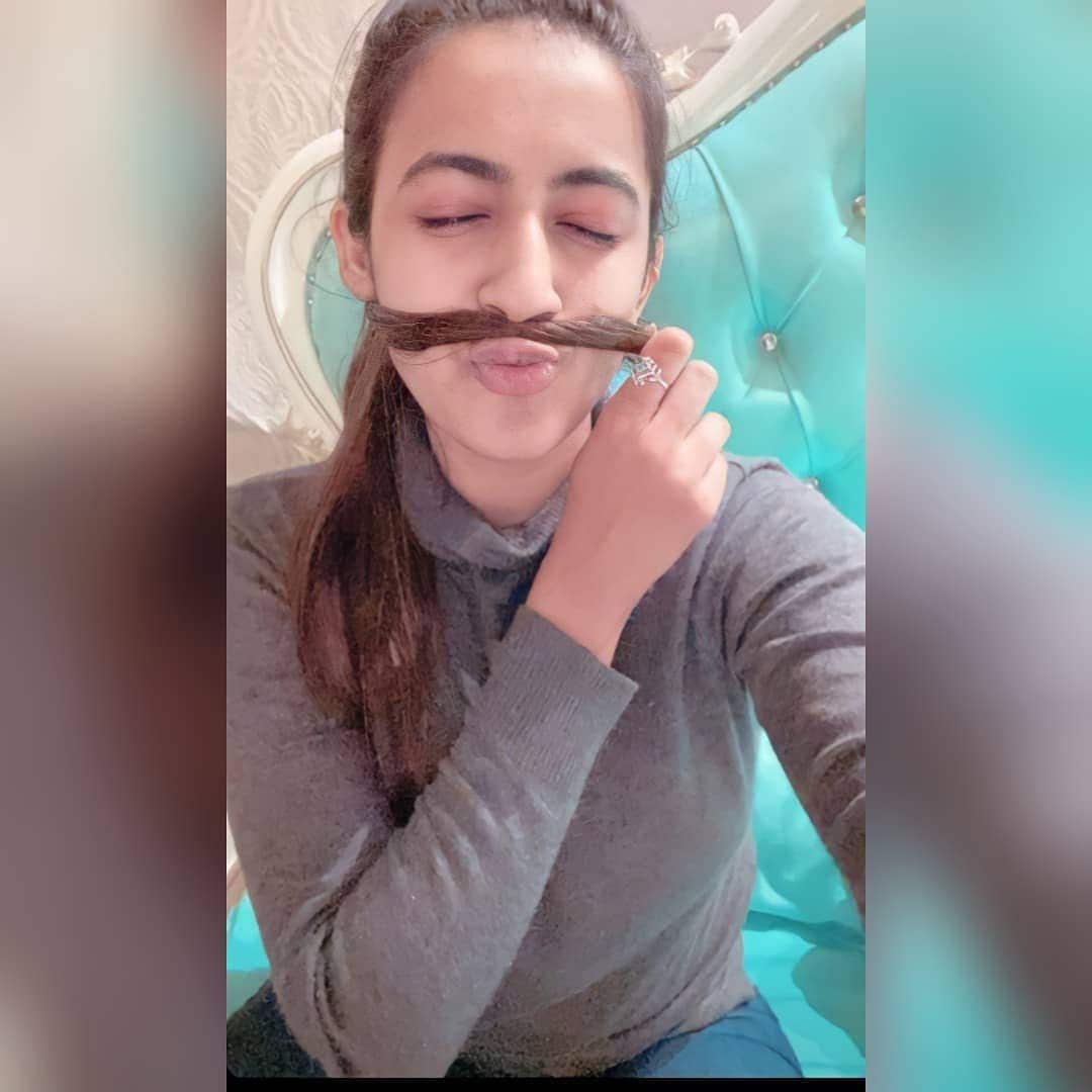 Niharika పరవశంలో తేలిపోతున్న మెగా డాటర్ నిహారిక.. వైరల్ అవుతున్న