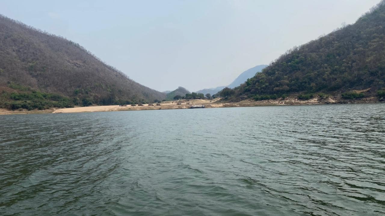  ఆకట్టుకుంటున్న పాపికొండలు అందాలు