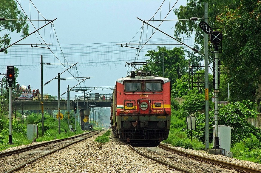  10. Train No 07002: సికింద్రాబాద్ నుంచి షిరిడీ సాయినగర్ వరకు నడిచే స్పెషల్ ట్రైన్ ను జూన్ 4 నుంచి 13 వరకు రద్దు చేశారు.(ప్రతీకాత్మక చిత్రం)