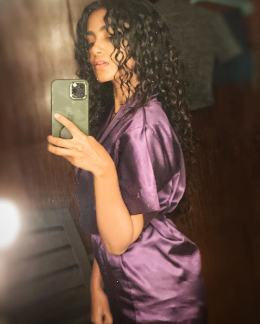  అనుపమ హాట్ ఫోటో షూట్  Photo: Instagram