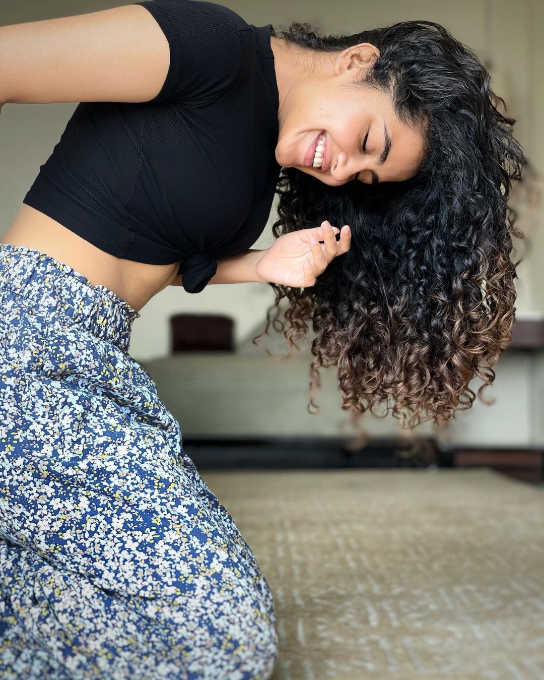  అనుపమ హాట్ ఫోటో షూట్  Photo: Instagram