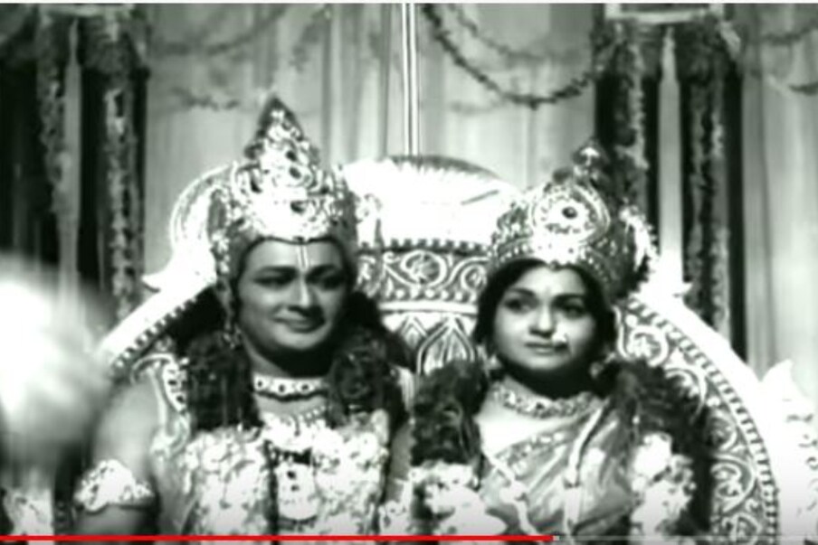  మొత్తంగా వెండితెరపై శ్రీరాముడి పాత్రల్లో ఎంతో మంది హీరోలు మెప్పించారు. త్వరలో ప్రభాస్ కూడా ‘ఆదిపురుష్’ శ్రీరాముడిగా ప్రేక్షకుల ముందుకు రానున్నారు. (Youtube/Credit)
