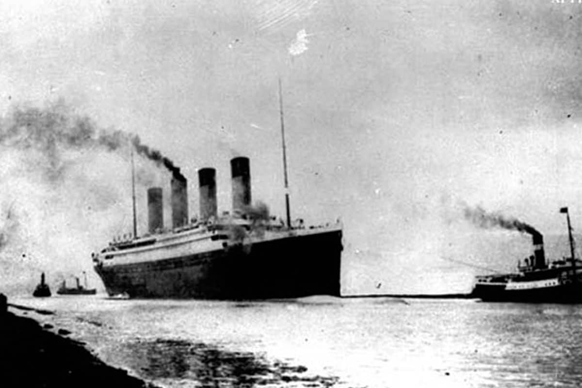 109 Years completed for most tragic incident Unknown facts about RMS Titanic 1912 full details here రాత్రికి రాత్రే 1500 మంది మృతి.. సముద్రంలో టైటానిక్ మునిగిపోయి 109 ఏళ్లు పూర్తి.. ప్రపంచానికి తెలియని నిజాలివే..!