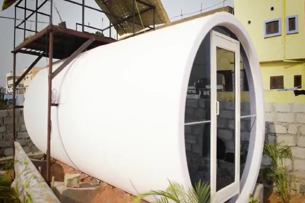  కరీంనగర్‌ జిల్లా బొమ్మకల్‌ గ్రామానికి చెందిన పేరాల మానస రెడ్డి తెలంగాణ గురుకుల సాంఘిక సంక్షేమ పాఠశాలలో ప్రాథమిక విద్యాభాసం పూర్తి చేసింది.