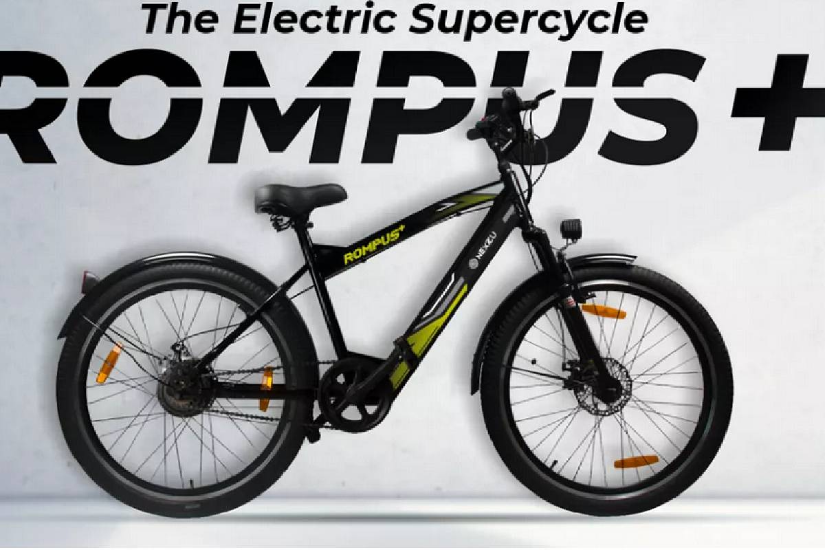  Nexzu Mobility: మీరు బైక్ కొనుక్కోవాలి అనుకుంటున్నారా... లేక సైకిల్ కొనుక్కోవాలి అనుకుంటున్నారా... రెండింటికీ అవును అన్నదే సమాధానం అయితే... ఈ బైక్ లాంటి సైకిల్ ఫీచర్లు ఓసారి చూడొచ్చు. నచ్చితే కొనుక్కోవచ్చు కూడా. ప్రస్తుతం పెట్రోల్ ధరలు సెంచరీ కొట్టాయి కాబట్టి... పెట్రోల్ బండ్లు కొనాలంటే ప్రజలు భయపడుతున్నారు. అందుకే క్రమంగా ఎలక్ట్రిక్ వాహనాల వాడకం ఇండియాలో పెరుగుతోంది. అదే సమయంలో వాటి ధర క్రమంగా తగ్గుతోంది. న్యూస్ 18 ఎప్పటికప్పుడు ఇలాంటి ఈ-వెహికిల్స్‌ని ఐడియా కోసం పరిచయం చేస్తోంది. (image credit - https://nexzu.in)